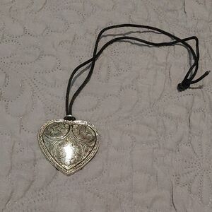 ✅$5 Add On Elegant Silver Heart Pendant With Fabric Necklace